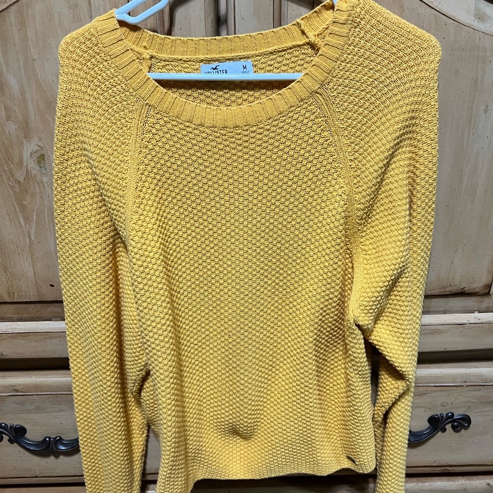 Hollister Yellow Crew Neck Sweater with Textured Knit